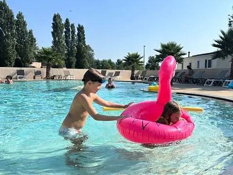 Mobilhome pour 6 Personnes in Grimaud, Côte méditerranéenne (France)