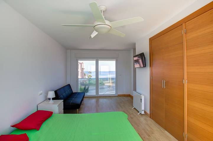 Neue Luxusvilla, erste Linie des Mittelmeers und des Mar Menor. in La Manga del Mar Menor, Cartagena