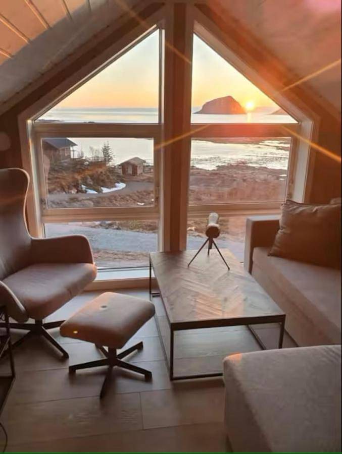 Ferienhaus für 8 Personen, mit Terrasse und Whirlpool auf den Lofoten - 4
