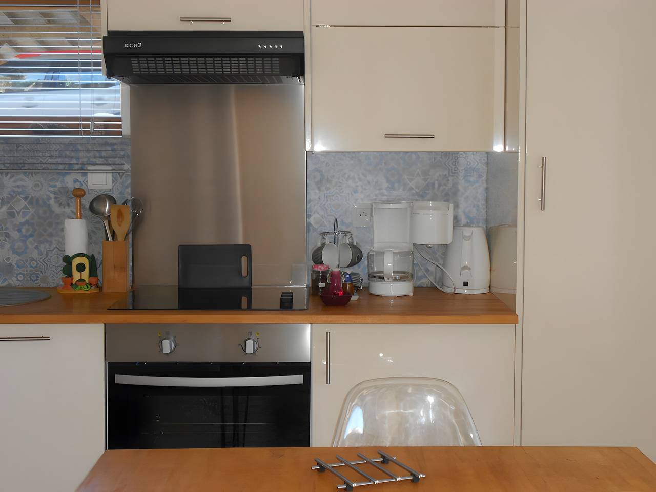 Estudio entero, Estudio 'Sorbier Des Oiseaux' con vistas a la montaña, terraza privada y Wi-Fi in Font-Romeu-Odeillo-Via, Parque Natural Regional de los Pirineos Catalanes