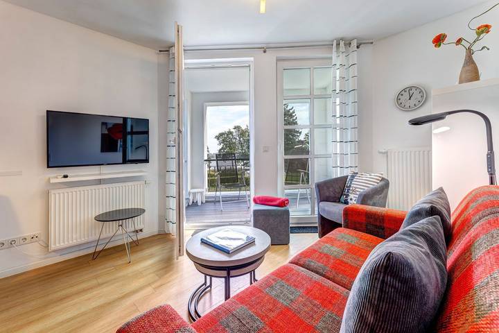 Ferienwohnung für 3 Personen, mit Sauna und Seeblick sowie Balkon - 1