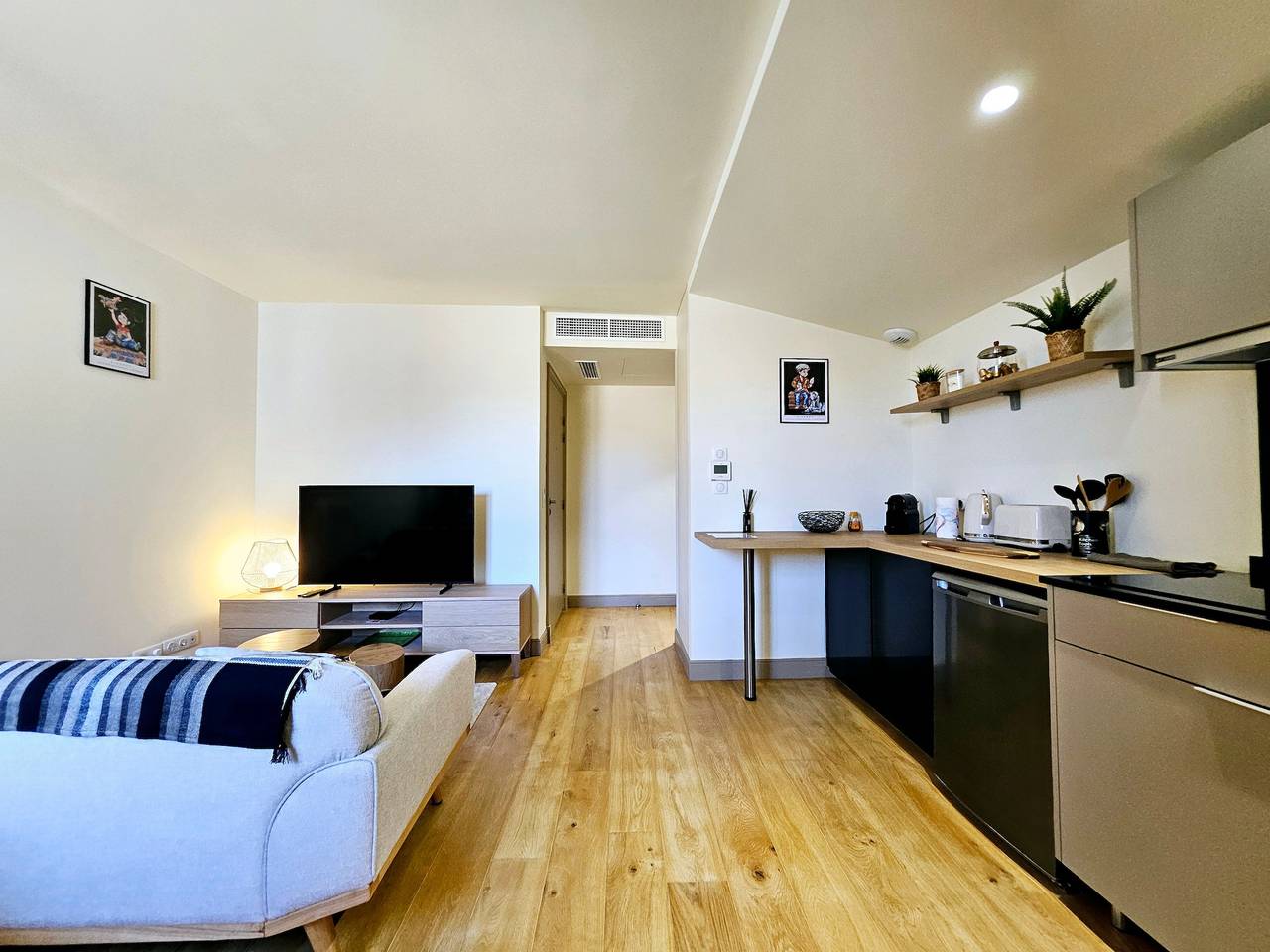 Geheel appartement, L'Aubernon Authentique  - Deux pas de la Plage in Antibes, Cannes regio