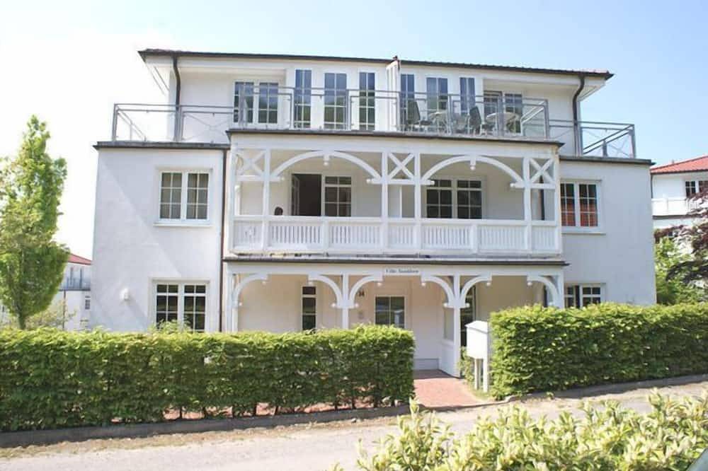 Entire apartment, Villa Sanddorn 23/ 2 bedrooms / W-lan/ beach chair / box spring bed in Binz, Ruegen