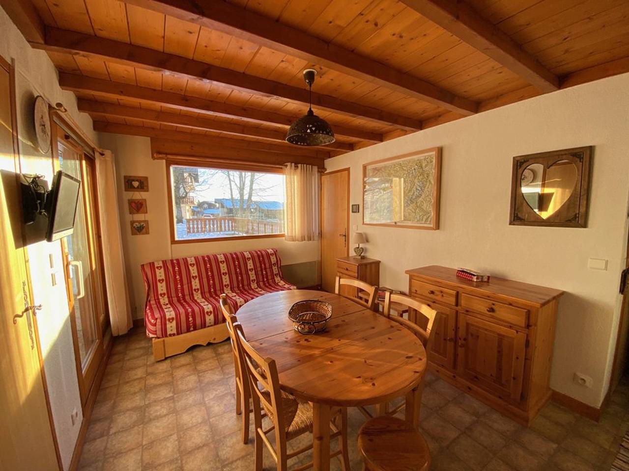 Apartamento entero, Crest-Voland: Apart 3 piezas con terraza, 4 pers, parking in Crest-Voland, Albertville region