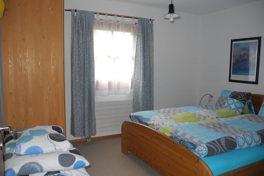 Ganze Wohnung, Gemütliche Ferienwohnung im Grünen in Zernez, Unterengadin