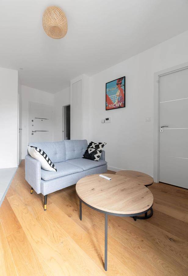 Gîte pour 2 personnes, avec balcon et vue, animaux acceptés dans Palais des Congrès Opéra