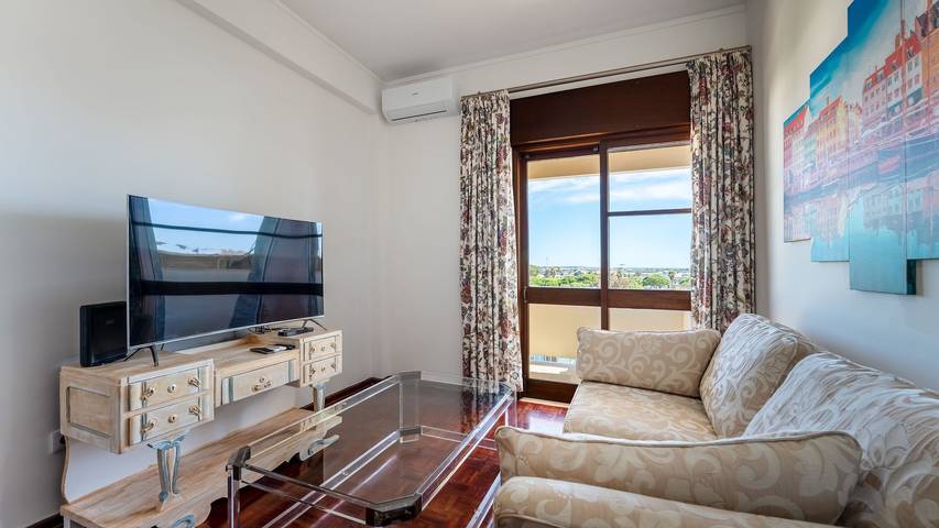 Apartamento entero, Apartamento de vacaciones para 6 personas con balcón in Sé (Faro), Faro (Sé e São Pedro)