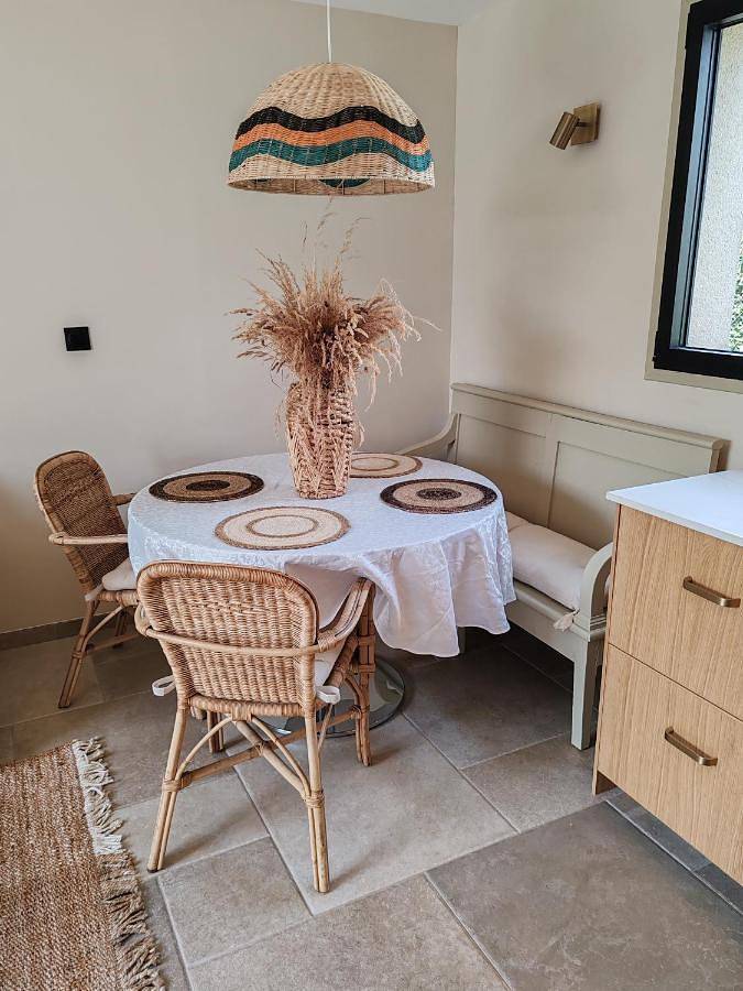 Location de vacances pour 4 personnes, avec Terrasse ainsi que Jardin et Vue à Montmartin-sur-Mer - 3