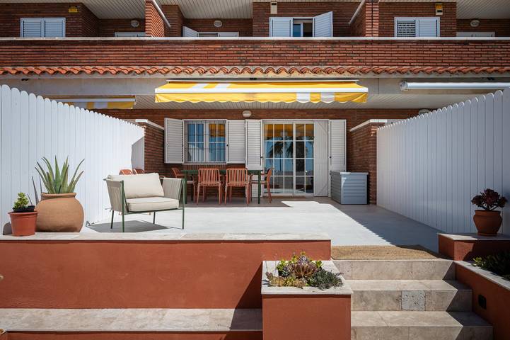 Casa rural para 6 personas, con terraza en Cataluña - 2