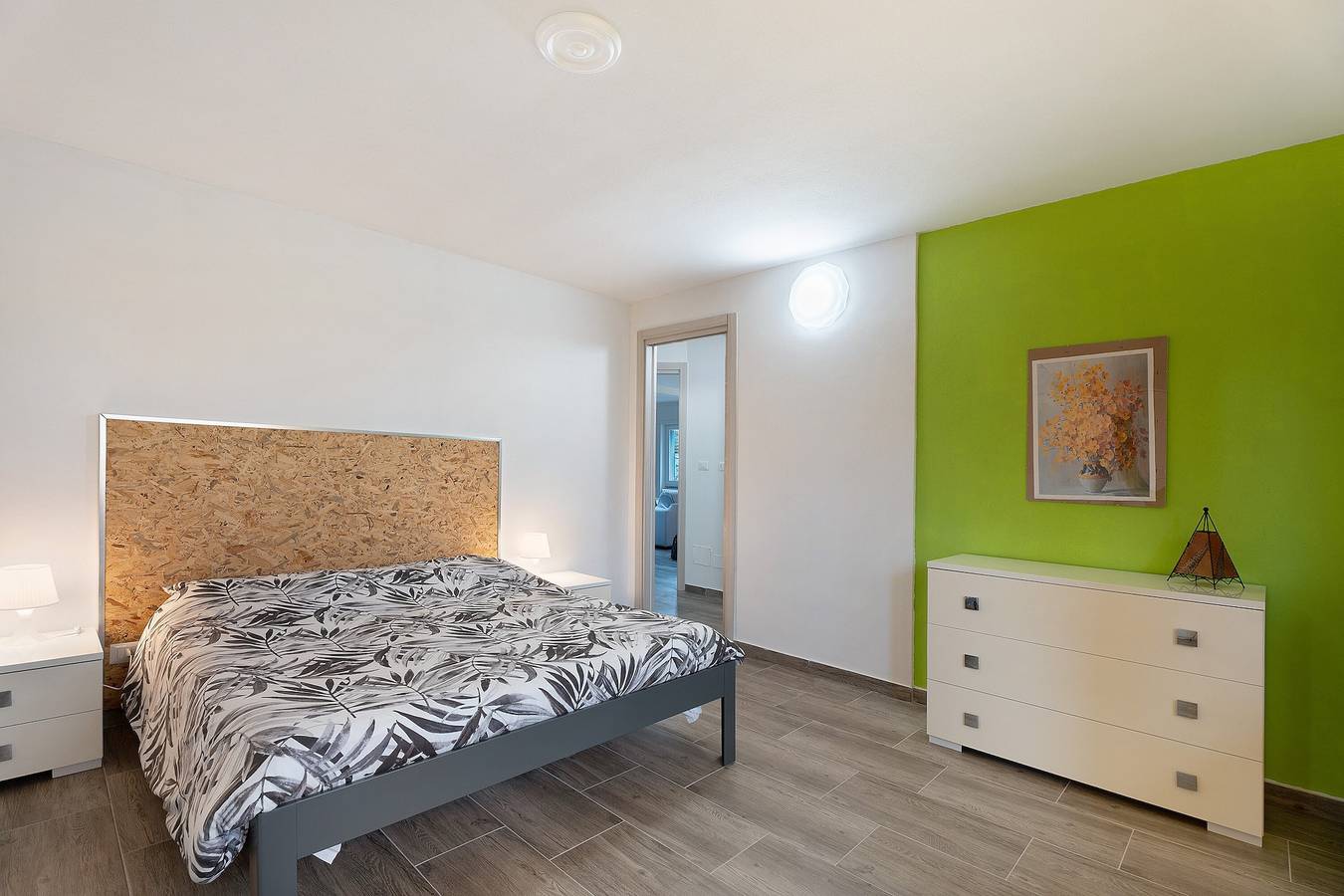Ganze Wohnung, Apartment 'Bambù' mit privatem Garten, Balkon und Wlan in Arona (Lago Maggiore), Arona Gemeinde
