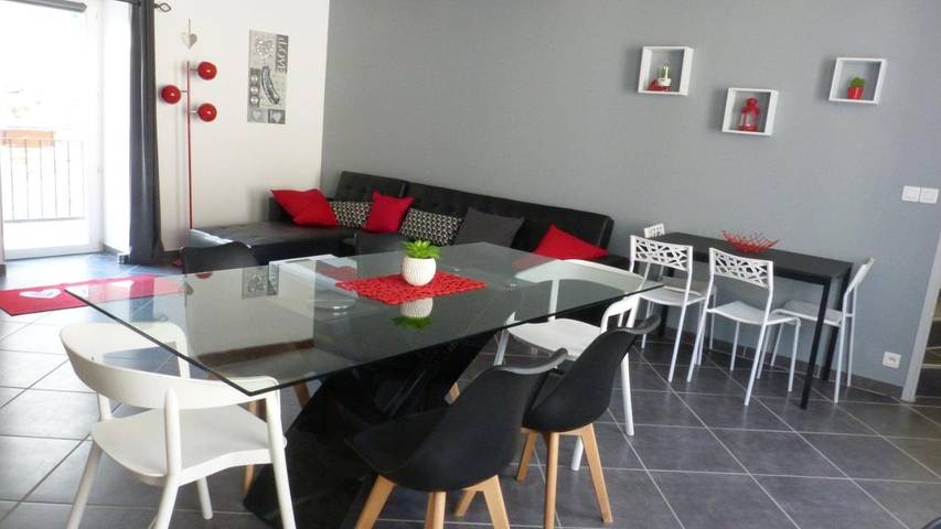 Location de vacances pour 10 personnes, avec Balcon et Terrasse à Saint-Remèze - 3