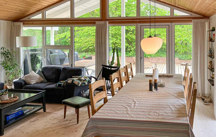 Ferienhaus für 8 Personen mit Whirlpool in Hvalpsund, Farsø