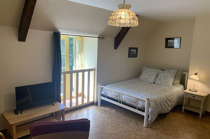 Gîte pour 2 personnes, avec jardin à Saint-Quay-Perros - 2