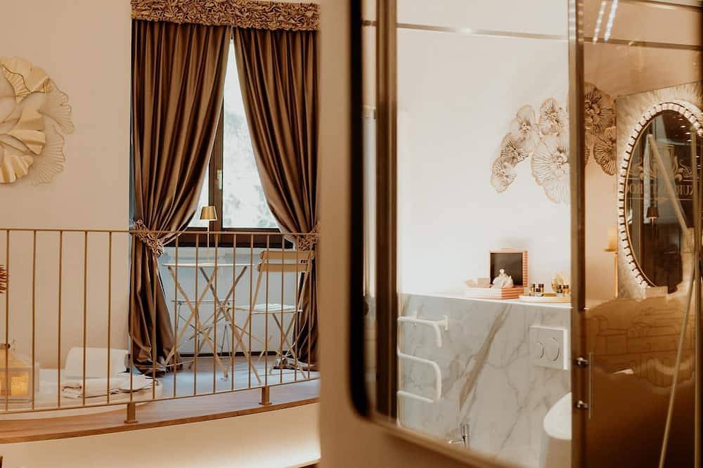 Apartamento entero, Tower of Bassano Luxury Room in Vasto, Provincia de Chieti