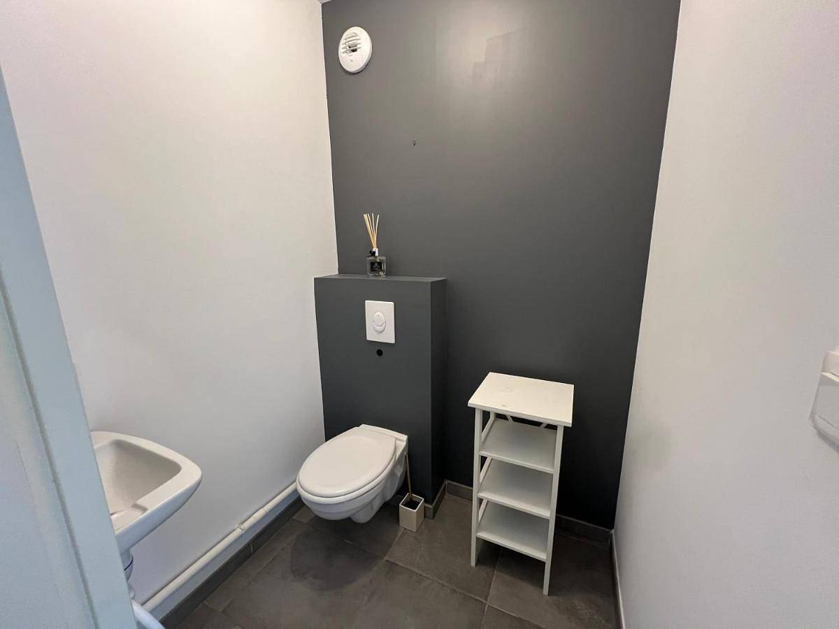 Appartement entier, Two-Bedroom Apartment in Saint-Jouan-des-Guérets, Région de Saint-Malo