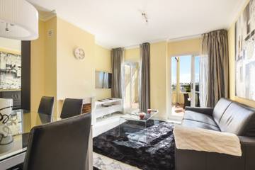 Vakantiewoning voor 2 Personen in Urbanización Playa Marina, Mijas, Afbeelding 3