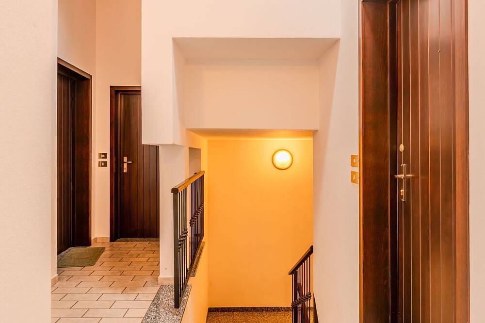 Entire apartment, Beautiful apartment for 4 people with Tv, panoramic view and parking in Ponte di Legno (Town), Ponte di Legno