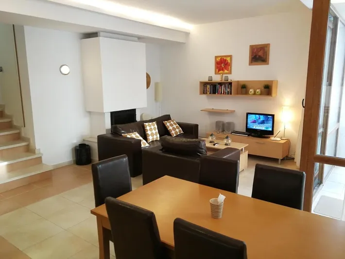 Villa pour 5 personnes, avec vue ainsi que piscine et terrasse - 1