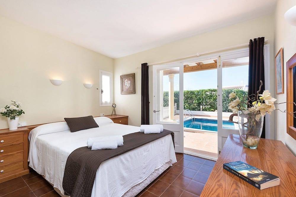 Villa Las Rosas by Villa Plus in S'Algar, Sant Lluís