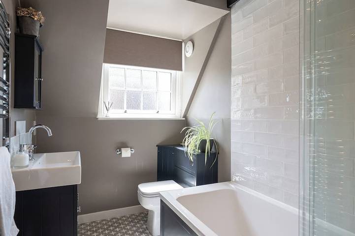 Gîte pour 5 personnes, avec jacuzzi et jardin à Tunbridge Wells - 4