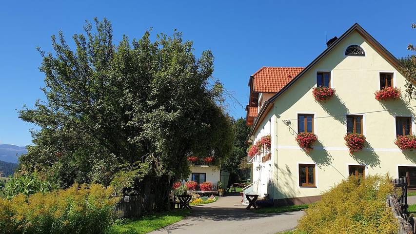 Ferienwohnung für 4 Personen, mit Garten, kinderfreundlich in Mühlen