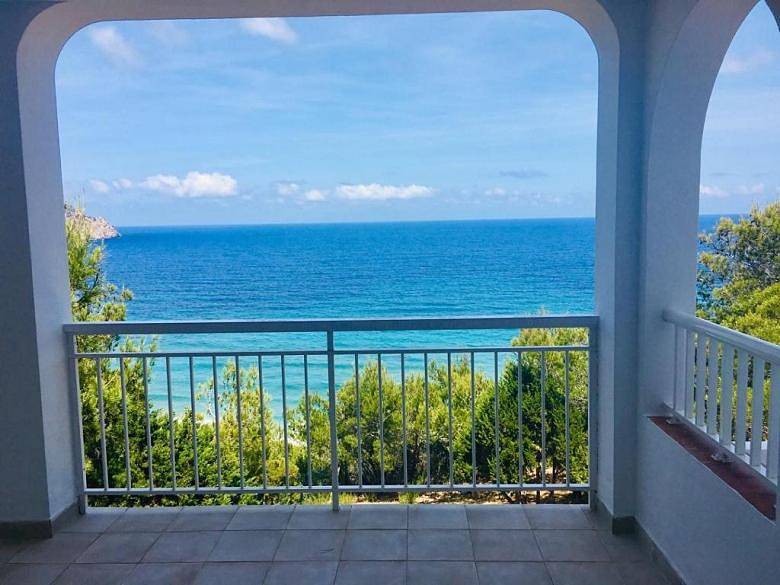 Appartement entier, Apartment with Sea View in Platja es Figueral, Santa Eulària des Riu