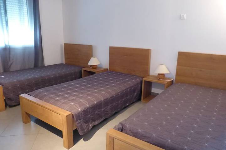 Location de vacances pour 15 personnes, avec jardin dans Plage de Vardiola - 4