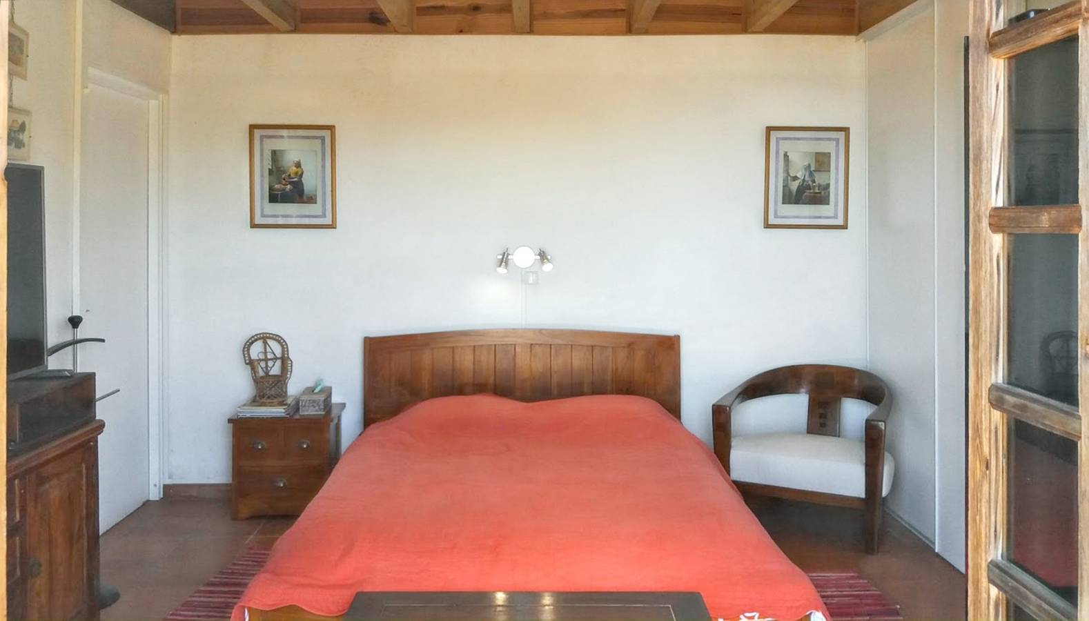 Entire studio, Cozy studio with terrace in La Montagne 25 m² in Saint-Denis, La Réunion