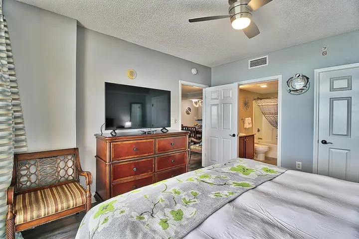 Vacation apartment for 9 people, with balcony and pool as well as hot tub - 1