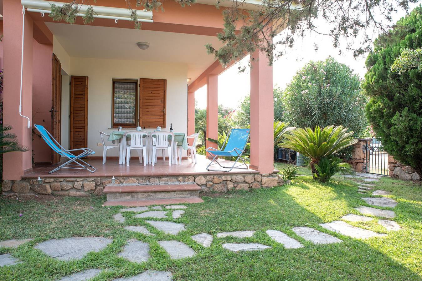 Villa pour 5 Personnes dans Suaredda-traversa, San Teodoro