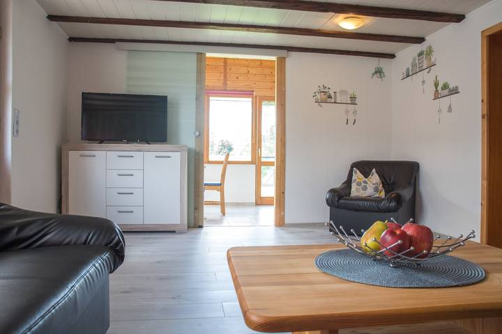 Appartement entier, Appartement 'Kleiner Spatz' avec terrasse, jardin partagé & Wi-Fi in Winterstetten, Leutkirch im Allgäu