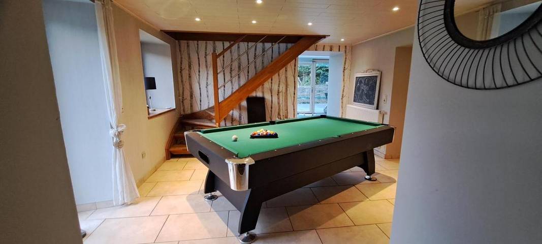 Location de vacances pour 10 personnes, avec jardin et jacuzzi à Bastogne - 4