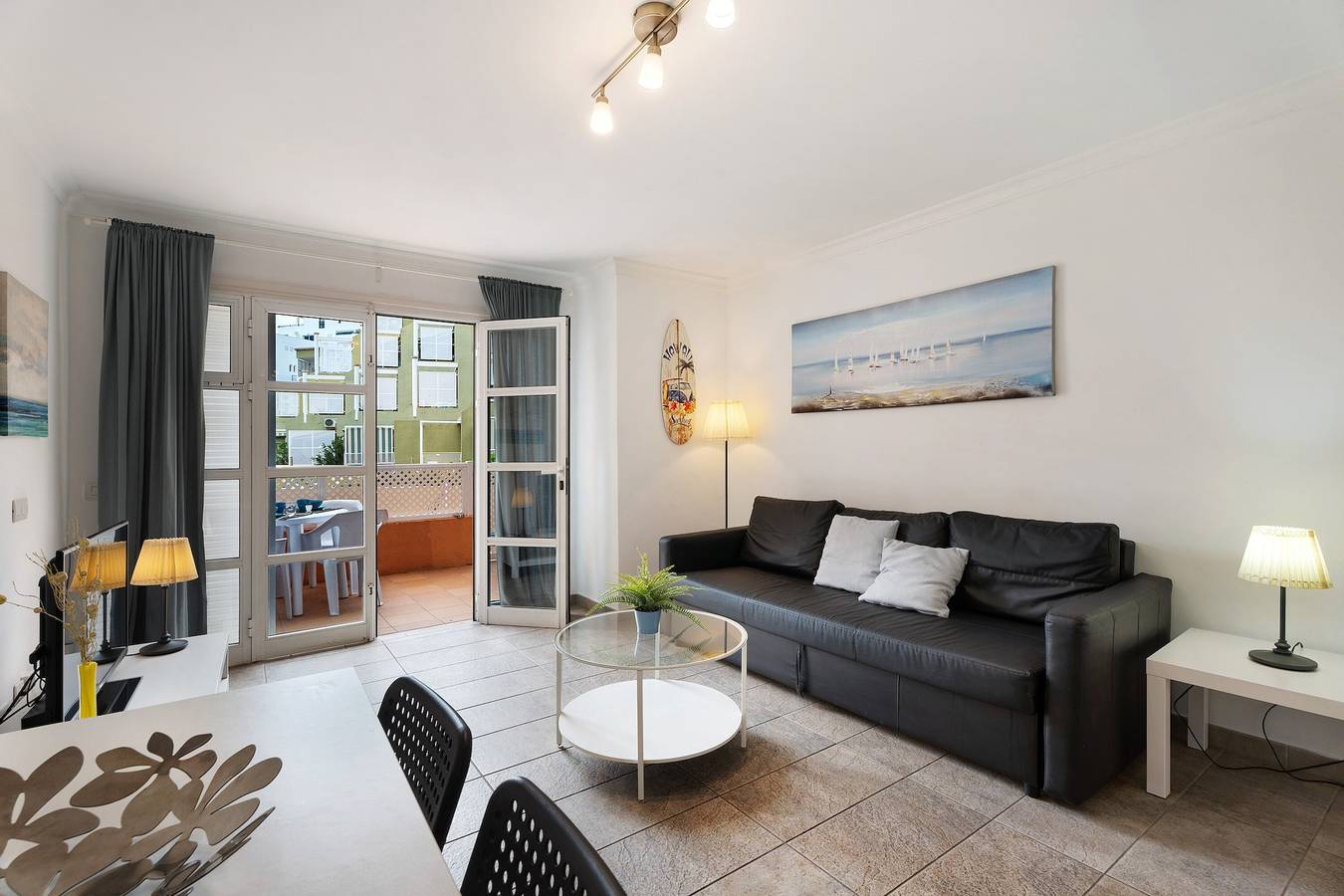 Ganze Wohnung, Ferienwohnung 'Orlando 103' mit Gemeinschaftspool, privater Terrasse und Wlan in Puerto Colon, Adeje