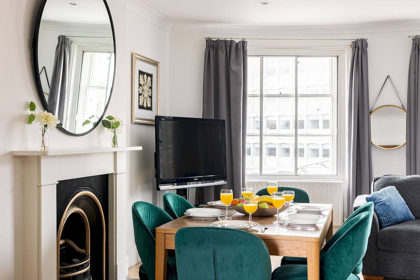 Entire apartment, 3-bedroom apartment Lancaster gate in Hyde Park Estate, London