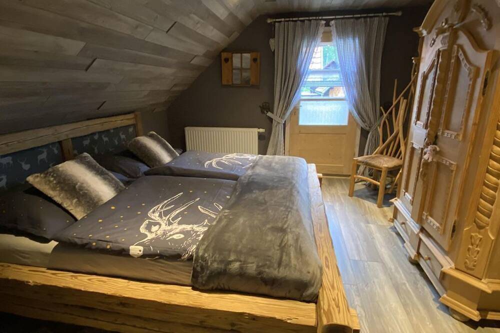 Ganze Wohnung, Chalet am Weißenbach - Ferienhaus mit 4 Doppelzimmern in Hinterstoder, Totes Gebirge
