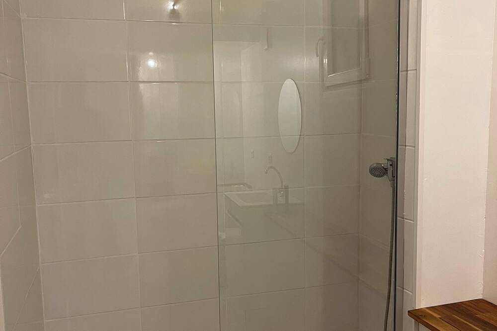 Chambre indépendante 31m² Voreppe – proche Grenoble, Voiron, Centr’Alp in Voreppe, Isère