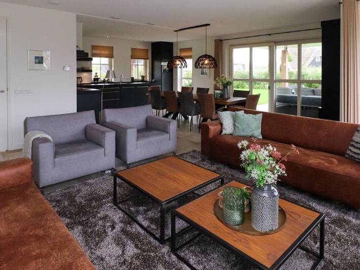 Villa in Friesland mit Sauna und Steg in Delfstrahuizen, Friesland