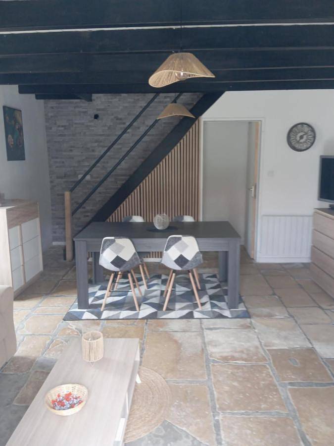 Location de vacances pour 4 personnes, avec Terrasse ainsi que Jardin et Vue à Puyravault
