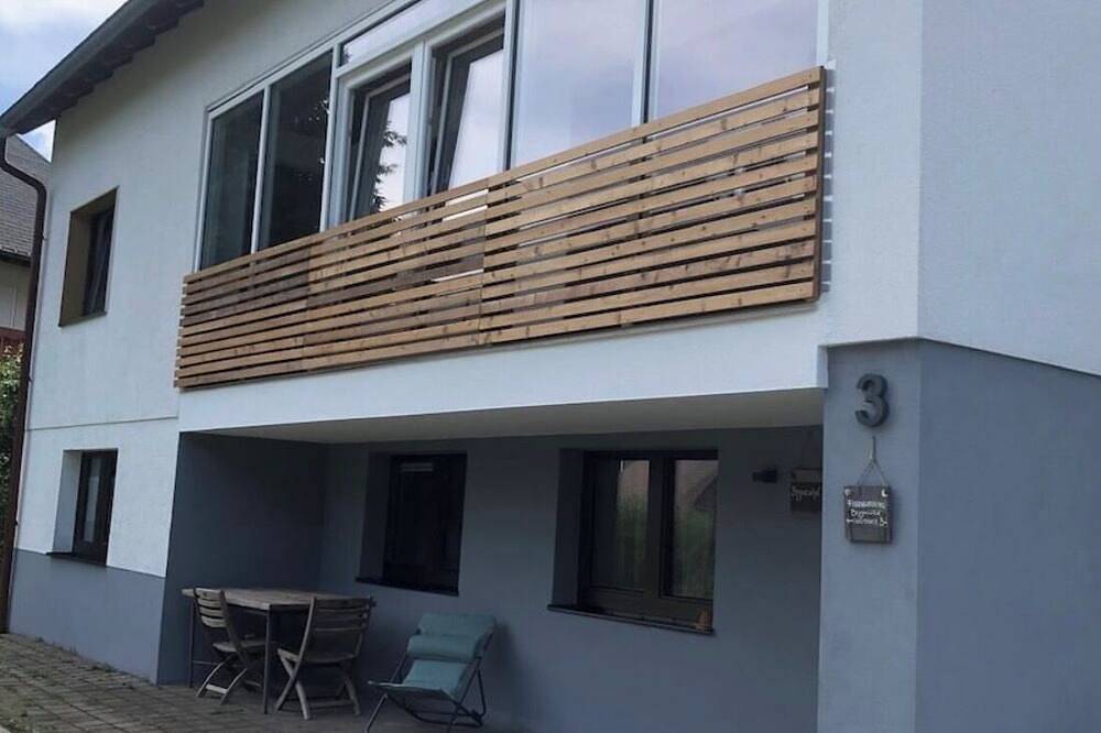 Ganze Wohnung, Ferienwohnung mit eigener Sauna in Hofsgrund, Oberried