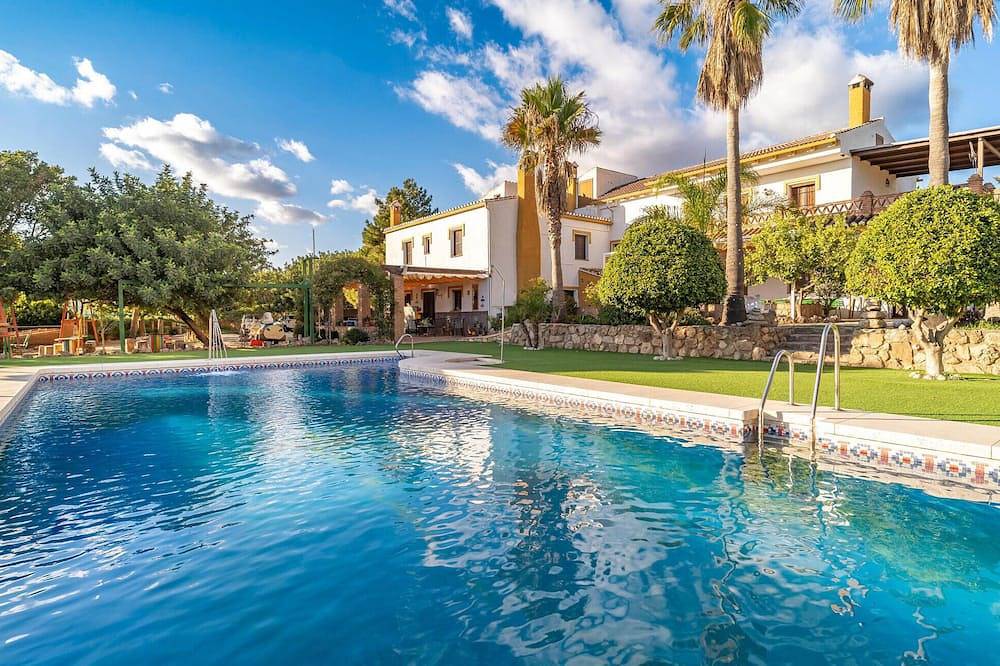 Atemberaubendes Haus mit 9. in Periana, Málaga Provinz