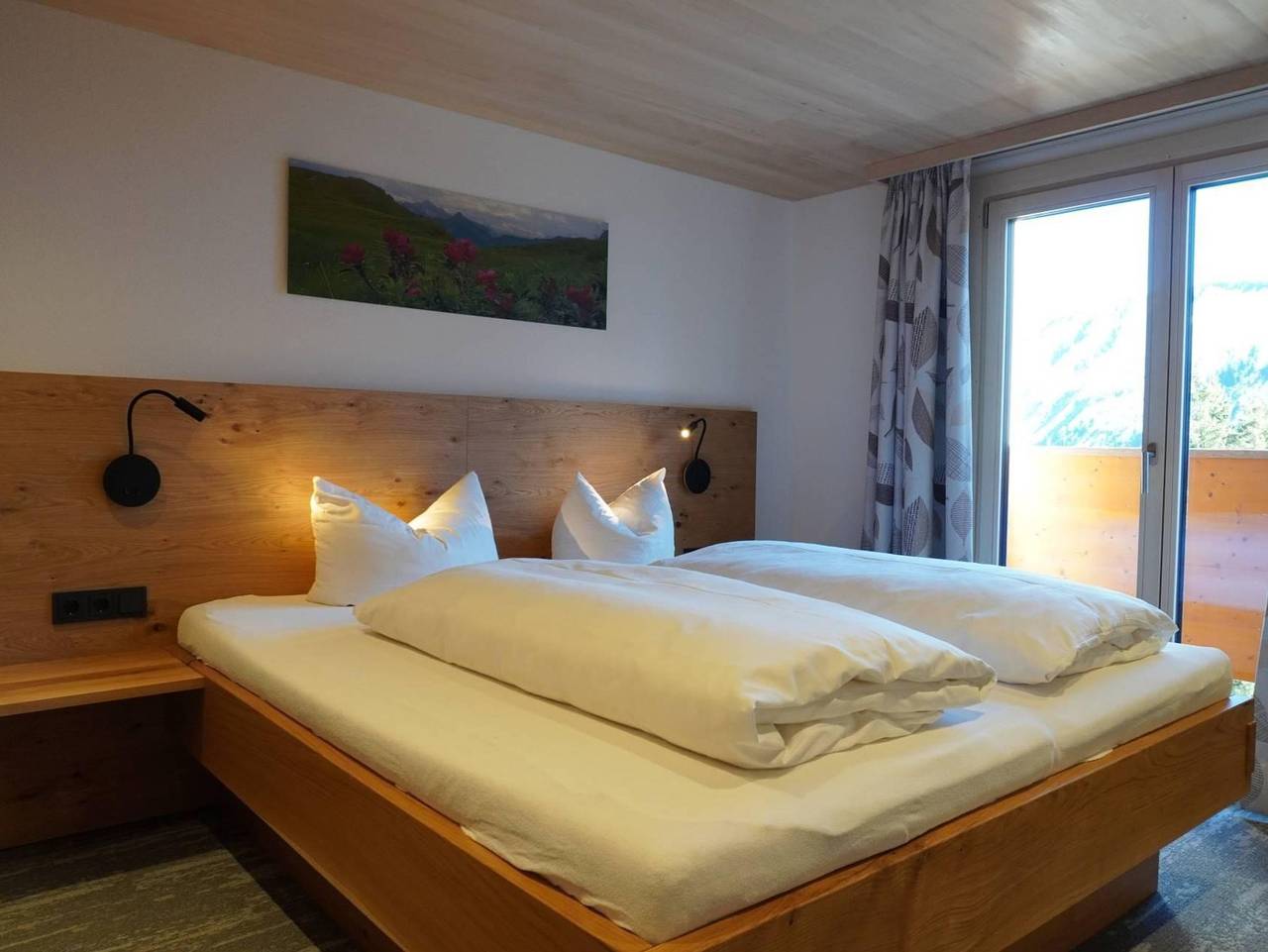 Pension Edelweiss Bischof Kg - Doppelzimmer mit Balkon in Damüls, Bregenzerwald