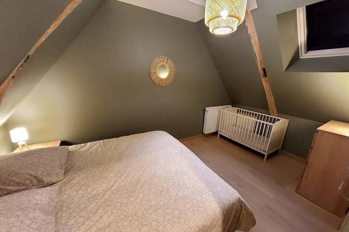 Location de vacances pour 7 personnes, avec jardin et terrasse à Cottévrard - 4