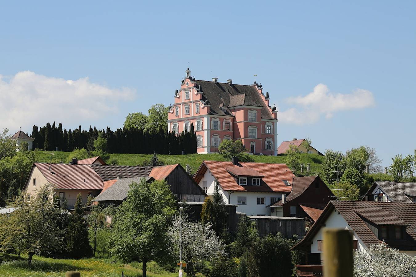 Hotel Schloss Freudental - Doppelzimmer Standard im Nebengebäude Haus Hallweil in Allensbach, Landkreis Konstanz