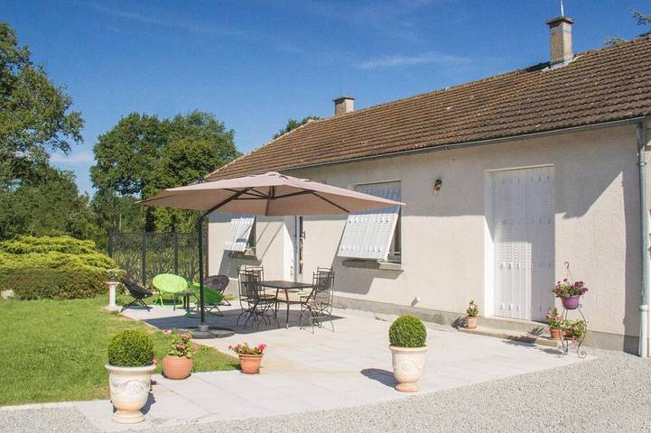 Gîte pour 6 personnes, avec jardin et terrasse, animaux acceptés