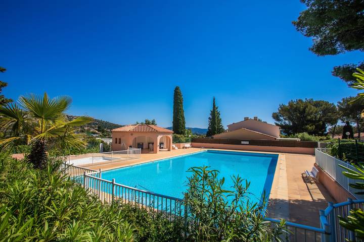 Ferienhaus für 4 Personen, mit Balkon und Kinderpool in Cavalaire-sur-Mer - 2