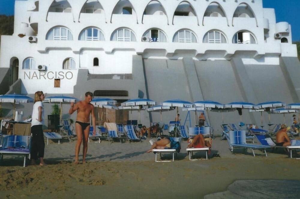 Appartement entier, Studio, front de mer, 2ème étage, accès privé à la plage (Narciso) in Anzio, Province de Rome
