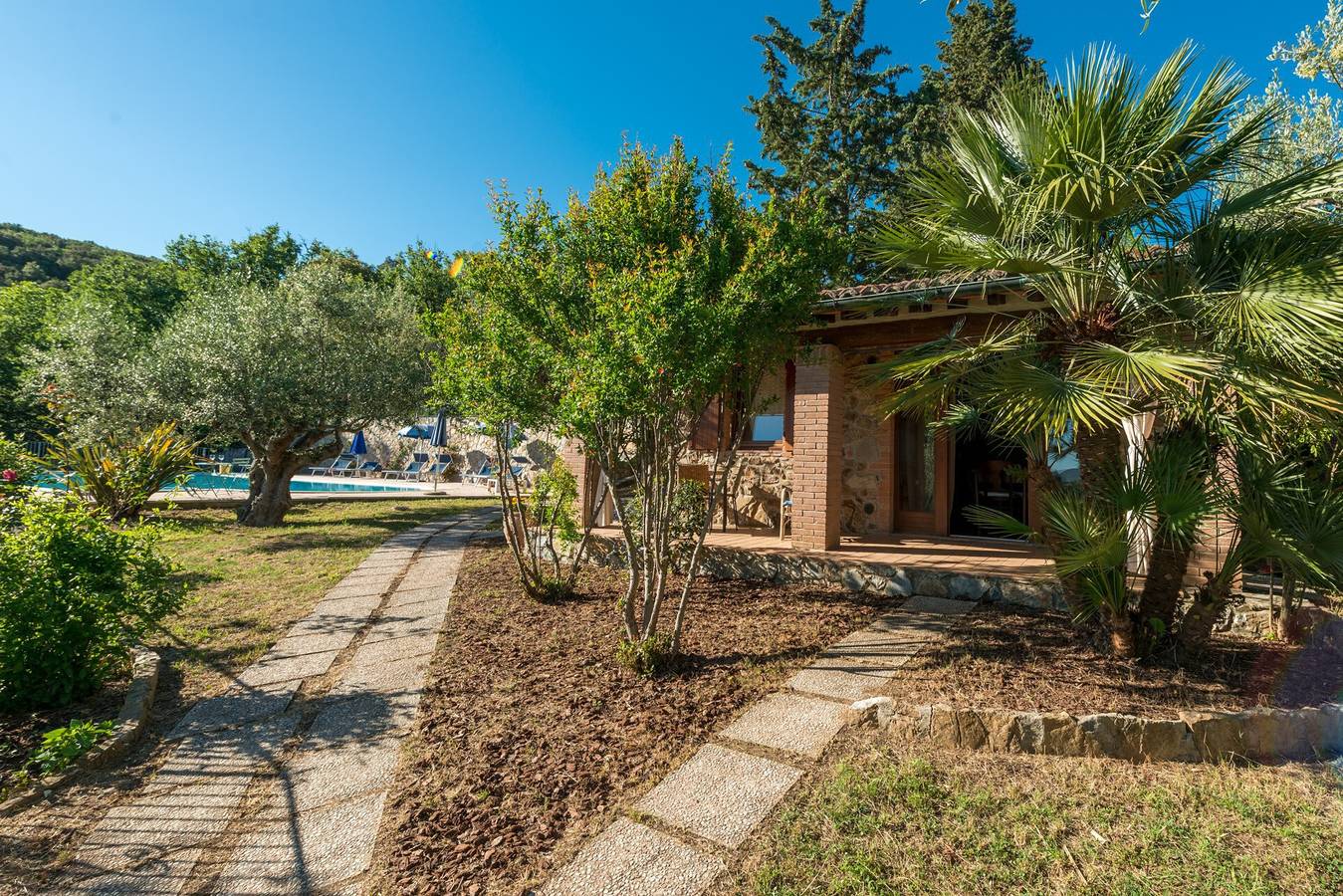 Appartamento intero, 'Casetta' con piscina panoramica, veranda privata e Wi-Fi in Gavorrano, Provincia di Grosseto