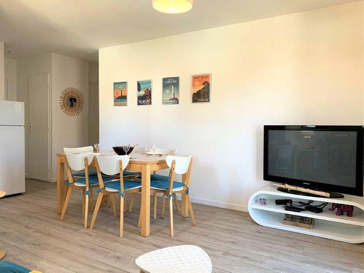 Apartamento entero, Apartamento de vacaciones para 4 personas con balcón in Saint-Georges-de-Didonne, Côte de Beauté