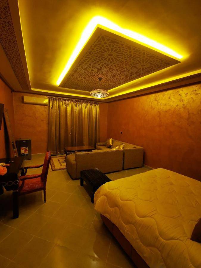 Hôtel pour 3 personnes, avec vue ainsi que jardin et piscine dans Tinghir - 2