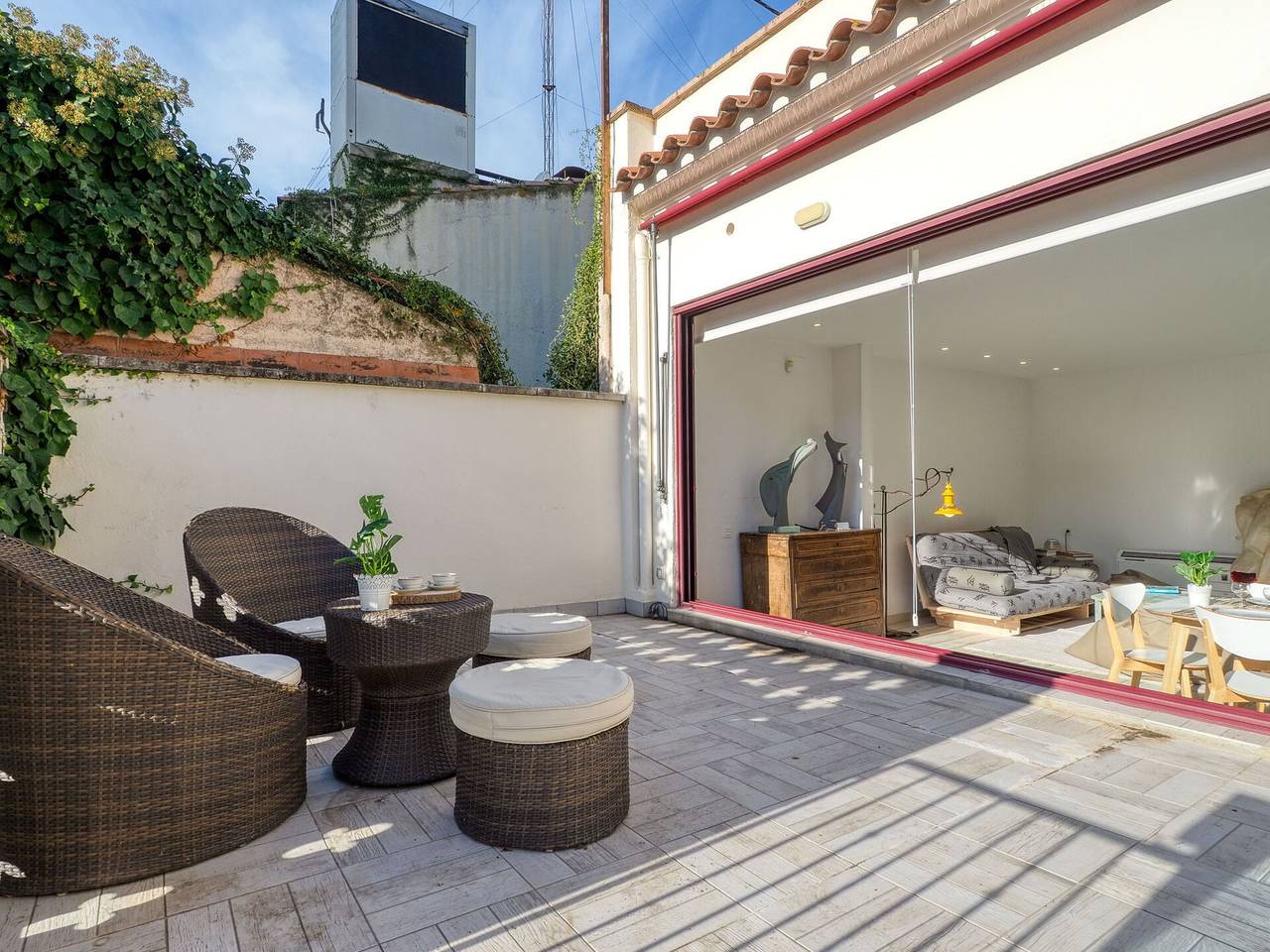 Artistic - Artistic 400.1 in Figueres, Upper Empordà